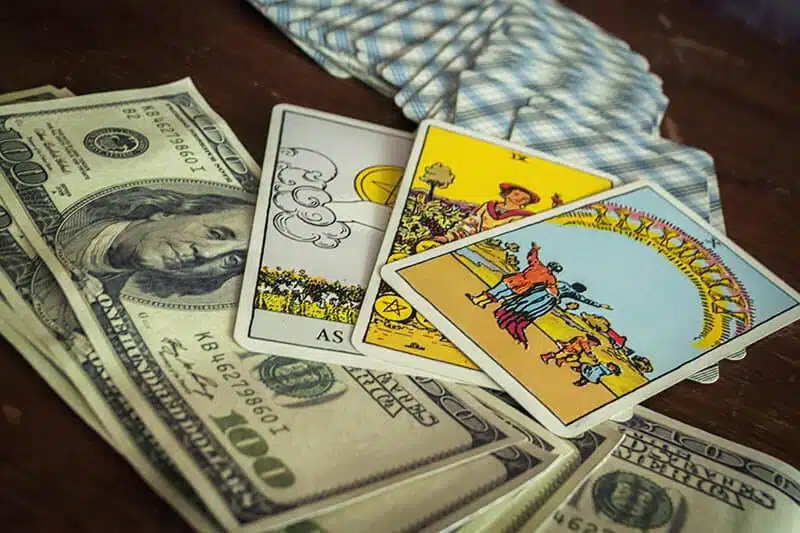 Los mejores mazos de Tarot para las lecturas profesionales y financieras