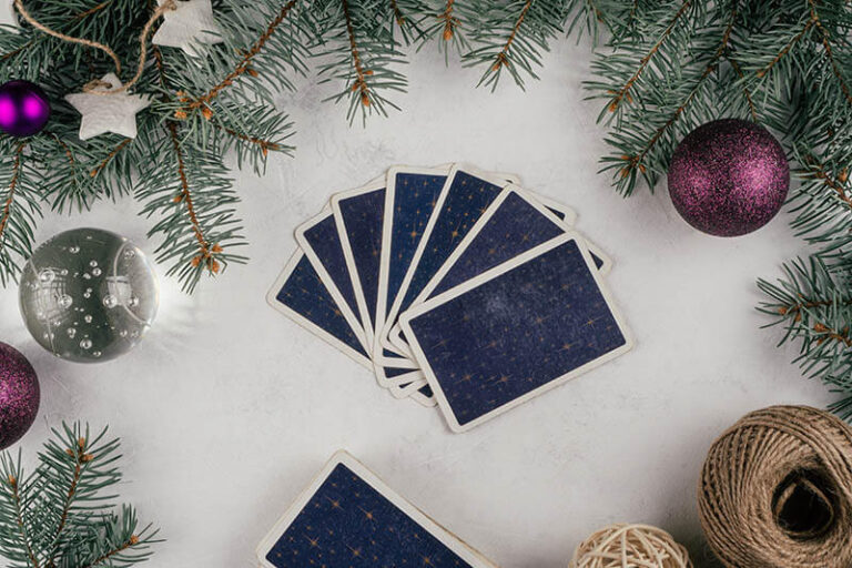 the best tarot decks for christmas