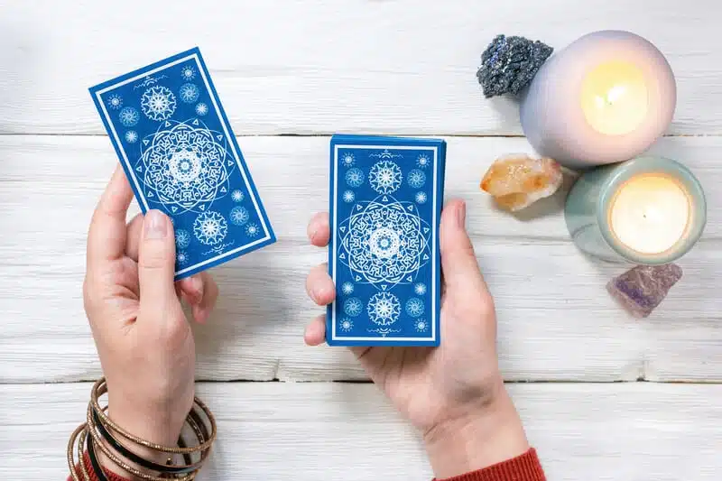 Tarot para principiantes 101 – ¿Qué es y cómo empezar?
