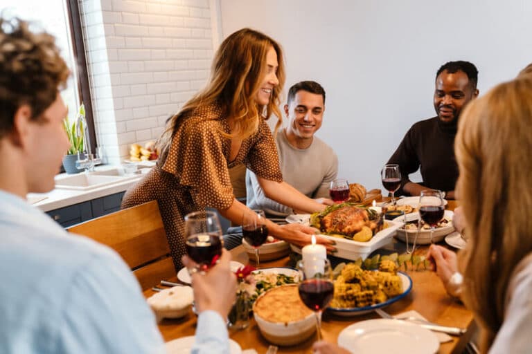 What Kind Of Thanksgiving Feast You Will Have Based On Your Zodiac Sign