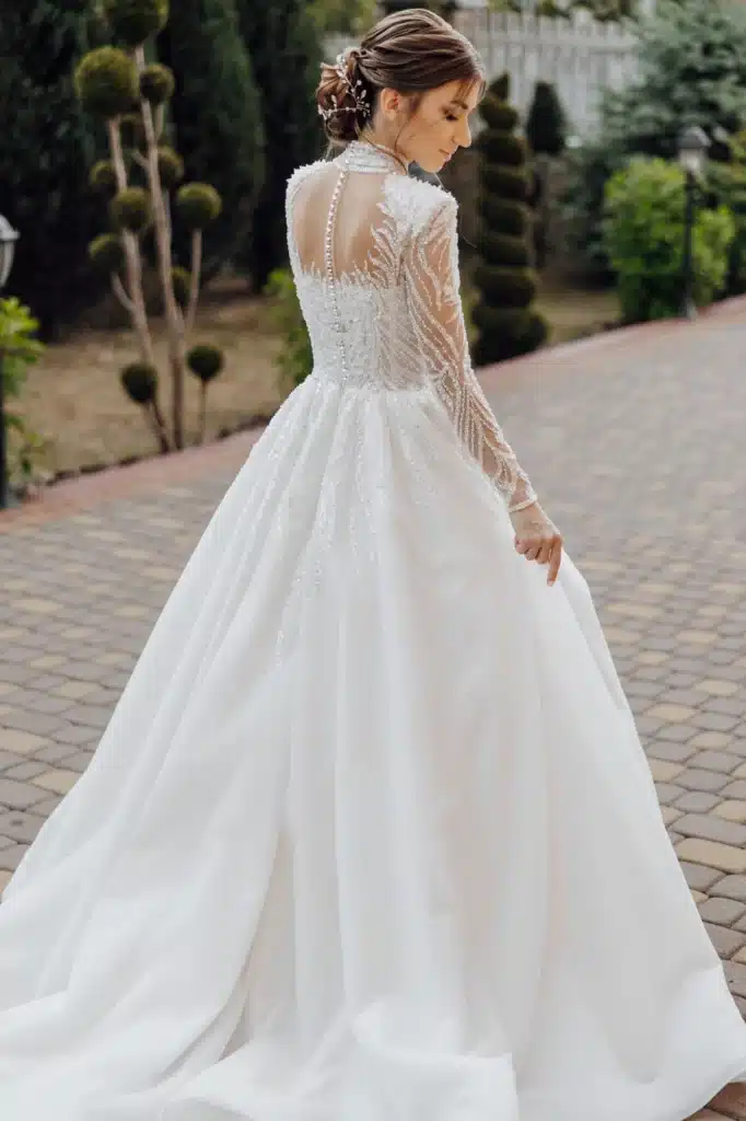 wedding dress for pisces