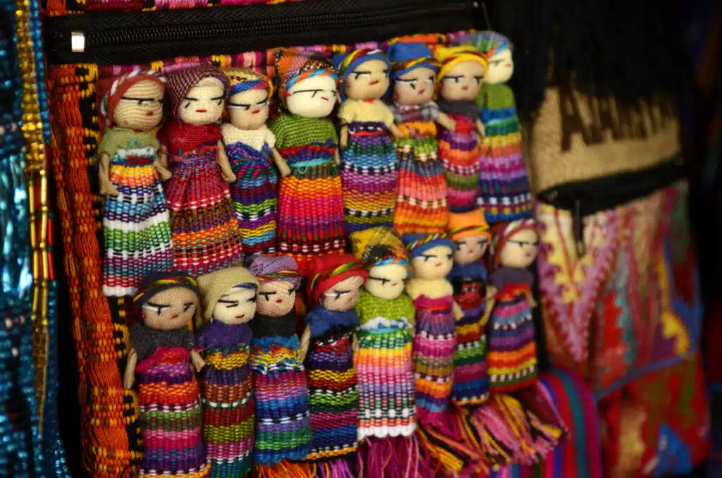 colorful-worry-dolls-solve-your-problems