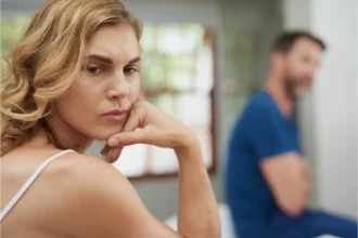 3 signs that attract toxic relationships